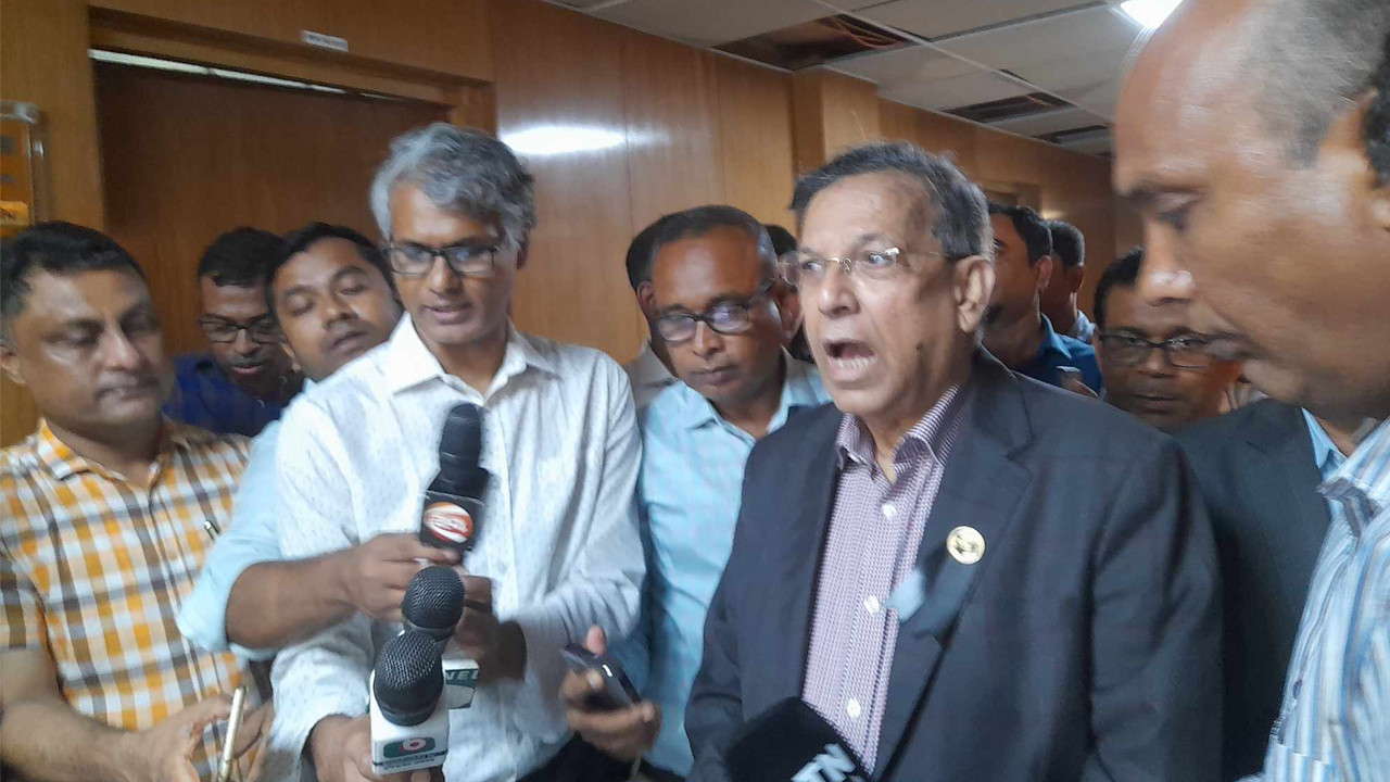 আইফোন ১৬-র লাইভ ইমেজ ফাঁস, পাল্টে গেল ডিজাইন!