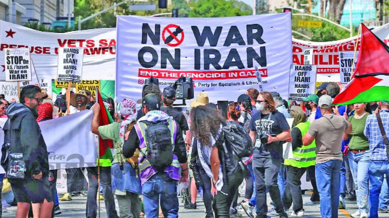 ইরানে মার্কিন সামরিক তৎপরতা: নাগরিকদের তীব্র অসন্তোষ ও সমালোচনা