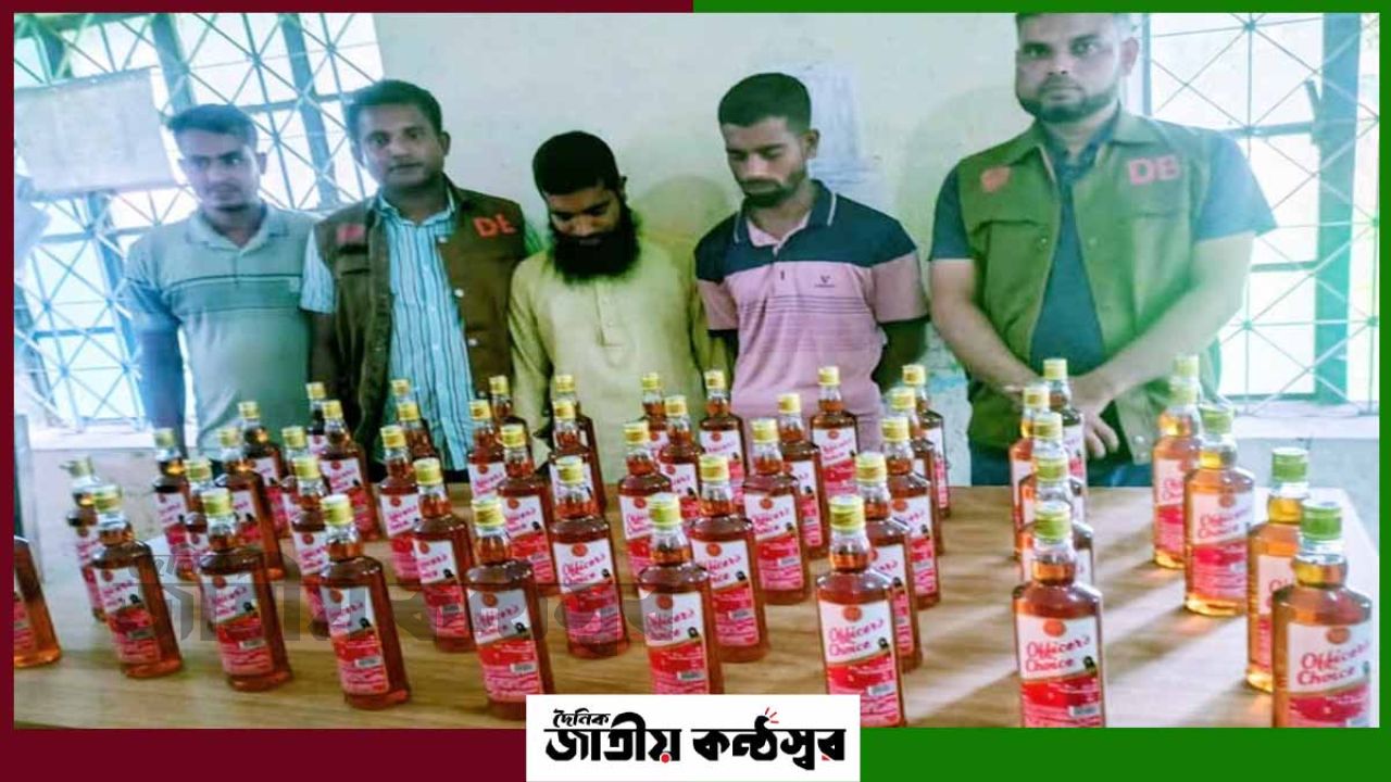 দুর্গাপুরে রাতের অভিযানে দুই যুবক গ্রেপ্তার, উদ্ধার ভারতীয় মদ