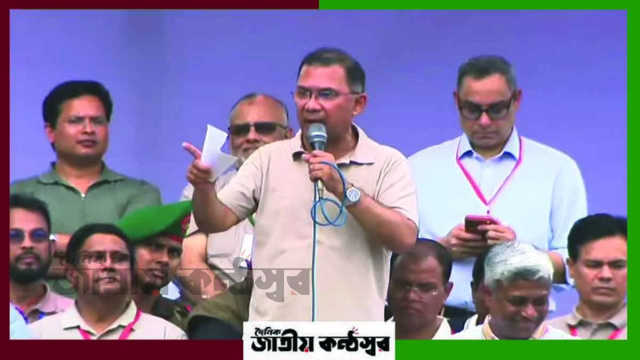 প্রতিশ্রুতি পূরণে অঙ্গীকার, এলপিজি কার্ড ও নারী শিক্ষায় বড় ঘোষণা প্রধানমন্ত্রীর