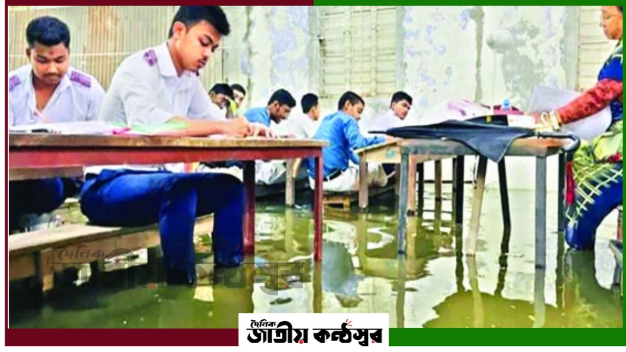 এক দিনের বৃষ্টিতেই অচল কুমিল্লা, বিপাকে রোগী-শিক্ষার্থী সবাই