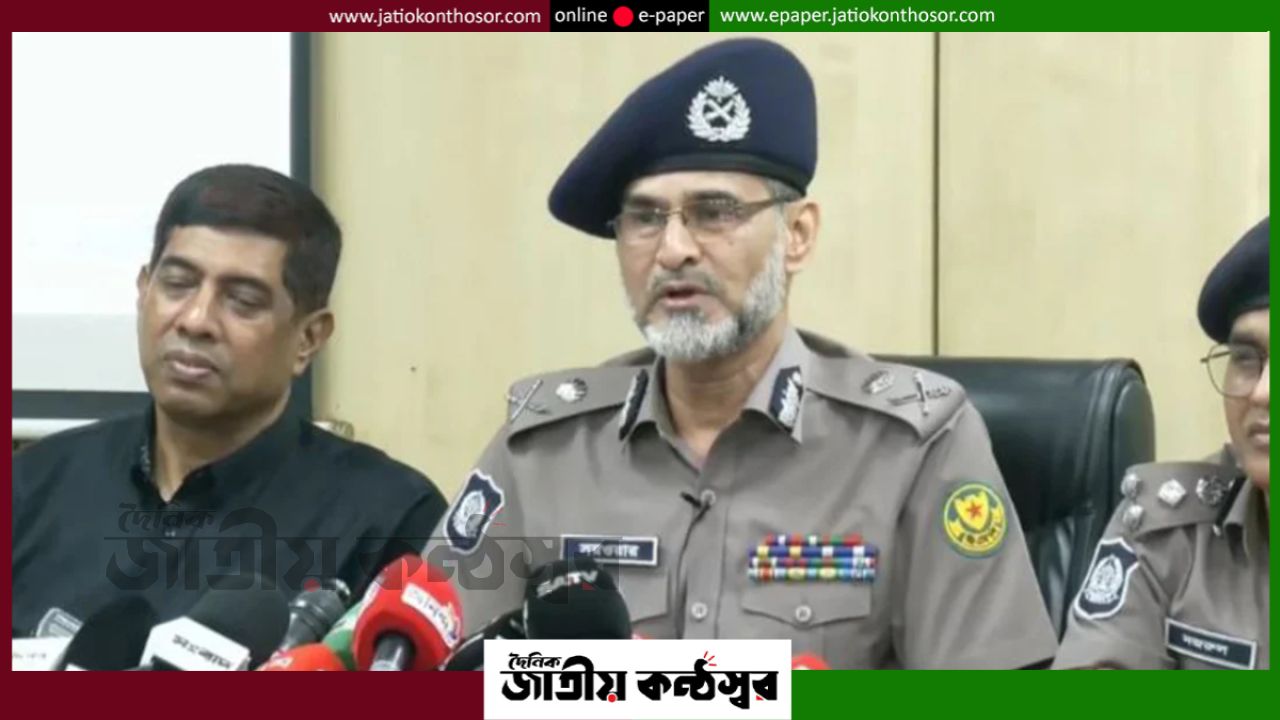 দু’দিনে ১৫২ জন গ্রেফতার: রাজধানীতে চাঁদাবাজির বিরুদ্ধে কঠোর বার্তা ডিএমপির