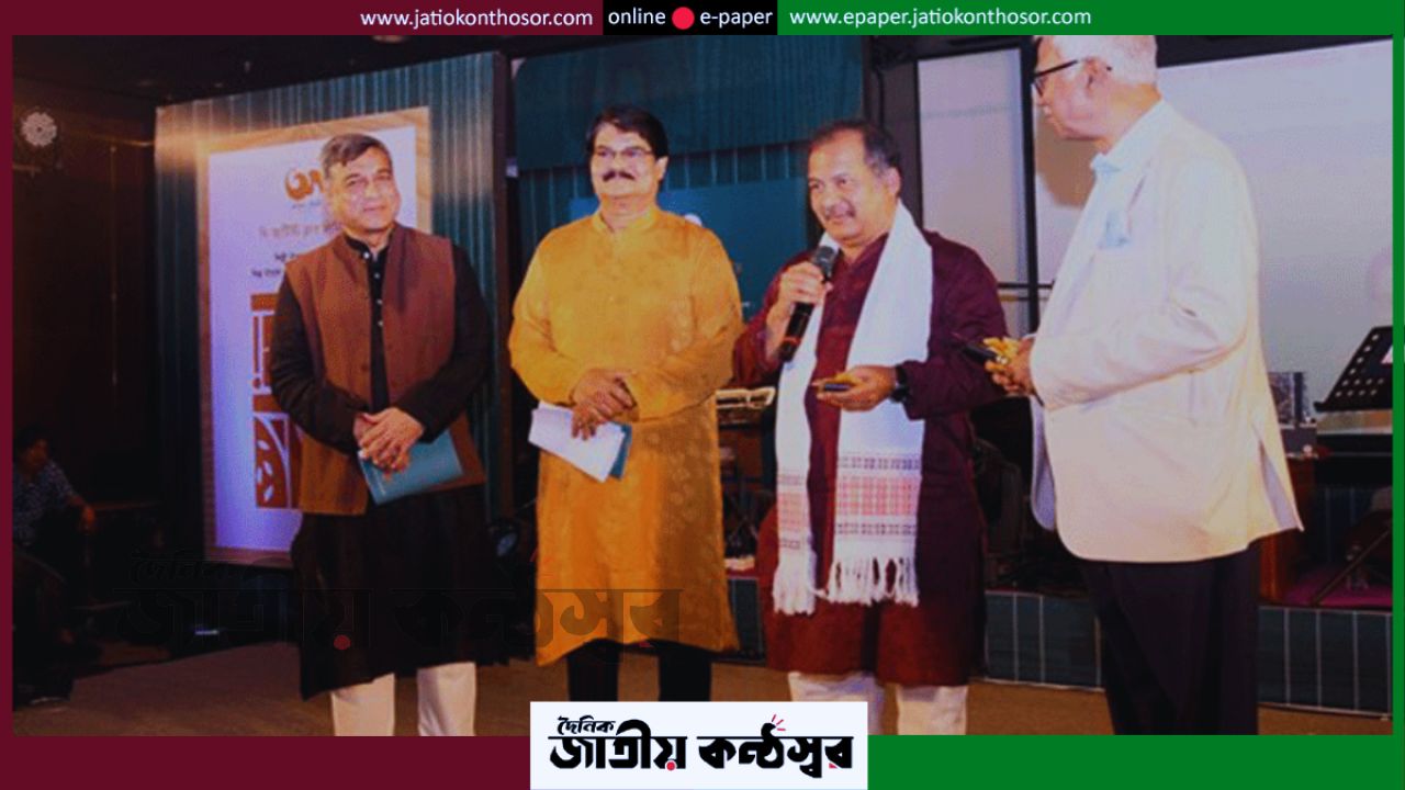 শিল্পীদের সম্মান নিশ্চিতে সরকার কাজ করছে: তথ্যমন্ত্রী জহির উদ্দিন স্বপন