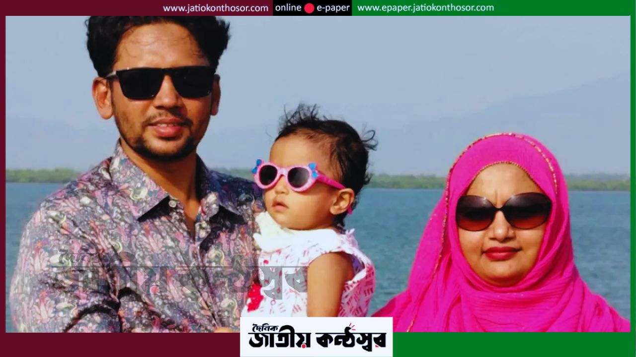 মেয়েকে বাঁচাতে গিয়ে প্রাণ হারালেন মা, সীতাকুণ্ডে সড়ক দুর্ঘটনায় নিহত মা-সন্তান
