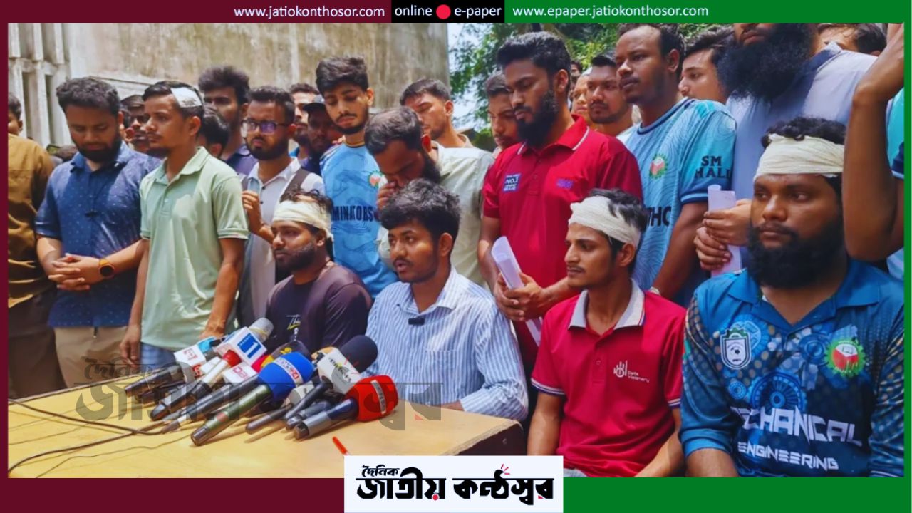 ভিসি প্রত্যাহারের দাবিতে ডুয়েটে শাটডাউন ঘোষণা, সংঘর্ষের ঘটনায় উত্তপ্ত ক্যাম্পাস