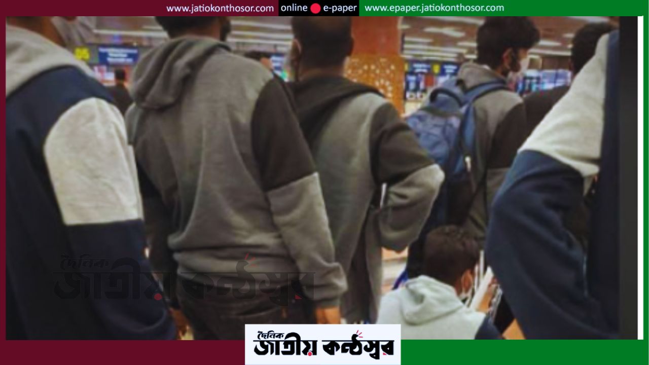 চট্টগ্রামে ভারতীয় সহকারী হাইকমিশনে প্রটোকল কর্মকর্তার মরদেহ উদ্ধার, ঘিরে নানা প্রশ্ন