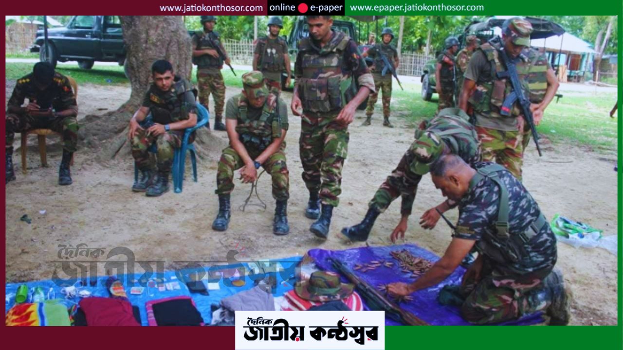 খাগড়াছড়ির পানছড়িতে ইউপিডিএফ-জেএসএস গোলাগুলি, সেনা অভিযানে অস্ত্র ও শতাধিক গুলি উদ্ধার