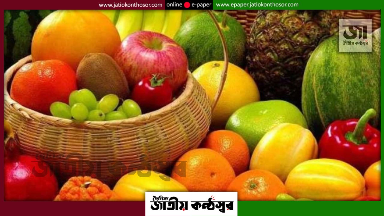 রাতে ফল খেলে কি শরীরের ক্ষতি হয়? কোন ফল এড়িয়ে চলবেন, জানুন সঠিক সময়