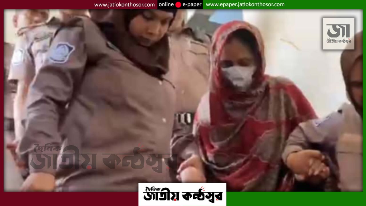 দুর্নীতির মামলায় এস কে সুরের স্ত্রী সুপর্ণার ২ বছরের কারাদণ্ড