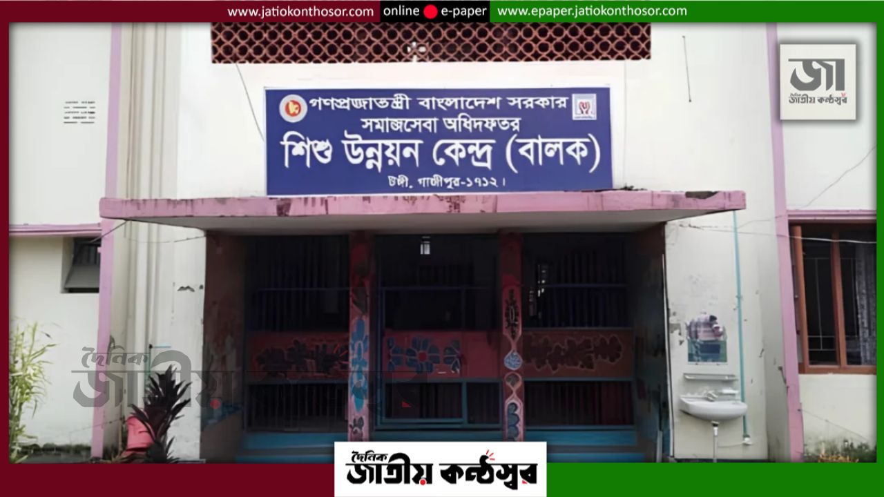 কুমিল্লায় কিশোর গ্যাংবিরোধী অভিযানে গ্রেপ্তার ২৭ কিশোর শিশু উন্নয়ন কেন্দ্রে